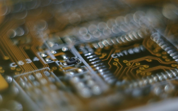 British semiconductor companies think about moving business to the US and EU